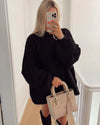 Amara – Loose Knit Sweater
